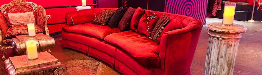Small-screen-lounge-by-Tricia-Dove_Cropped